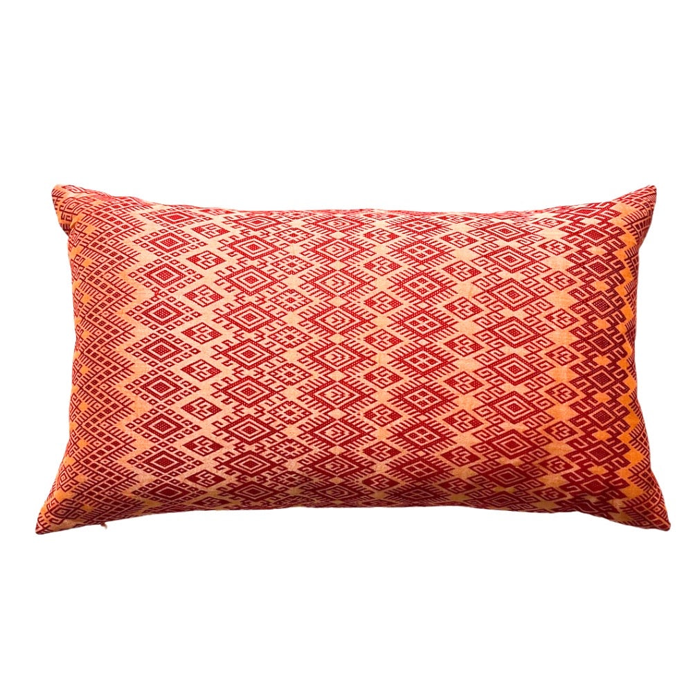 Coussin Kachin rouge orange