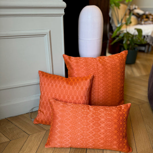 Coussin Kachin orange