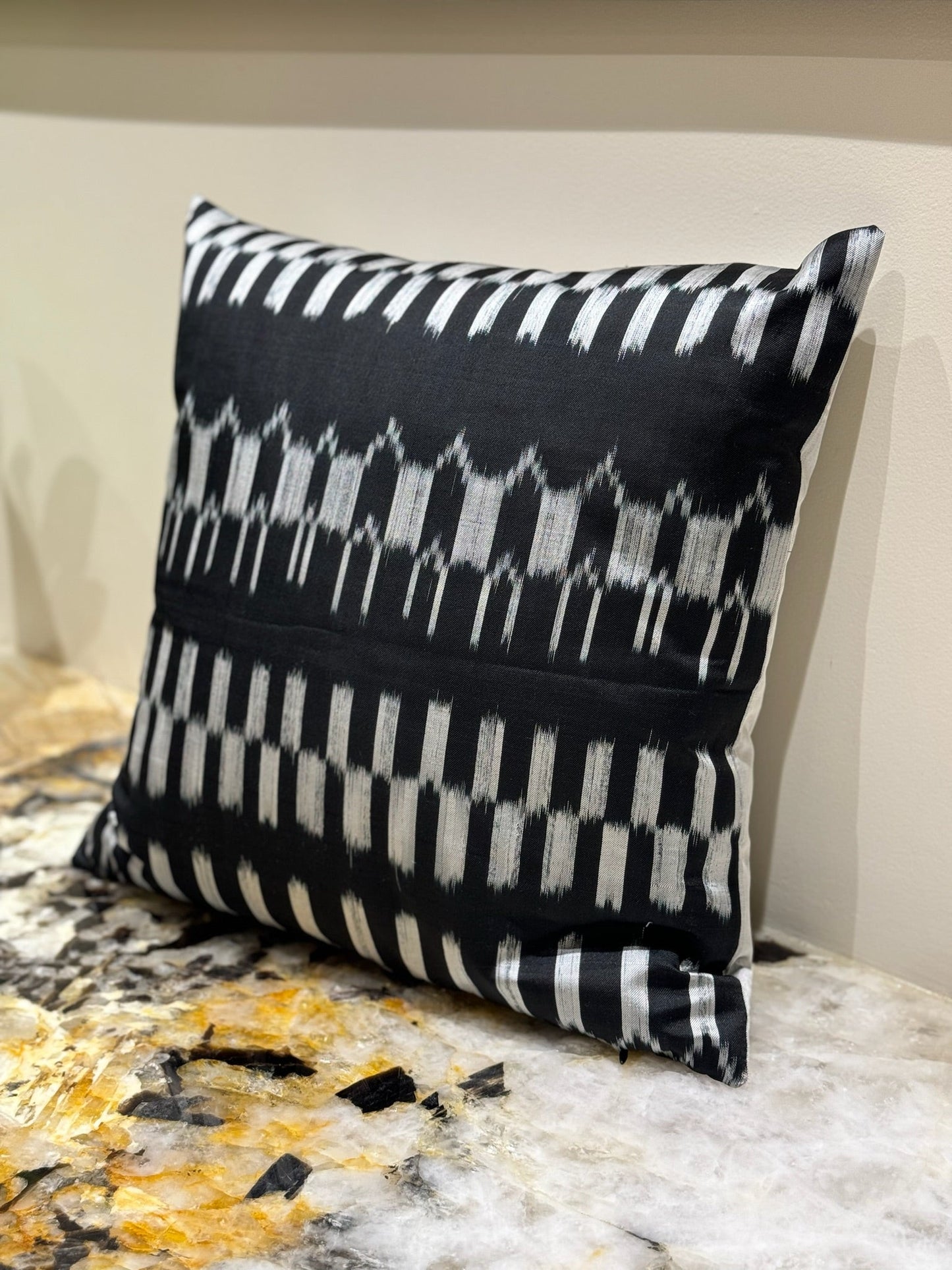 Coussin Shan noir et blanc