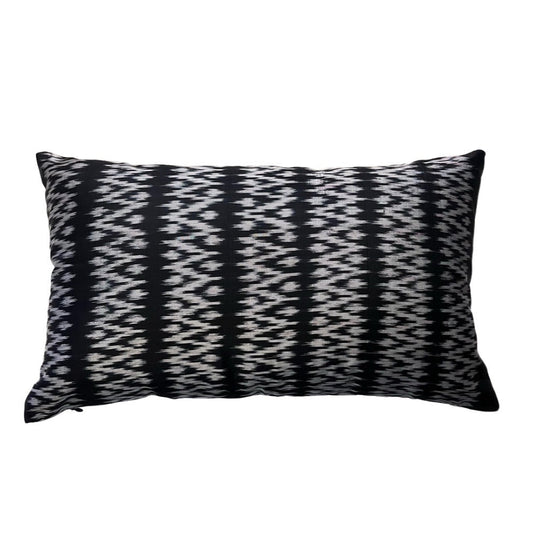 Coussin Shan noir à motifs zigzag