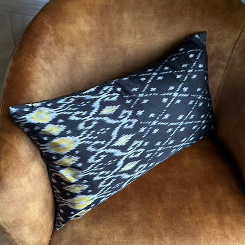 Coussin Shan noir et jaune