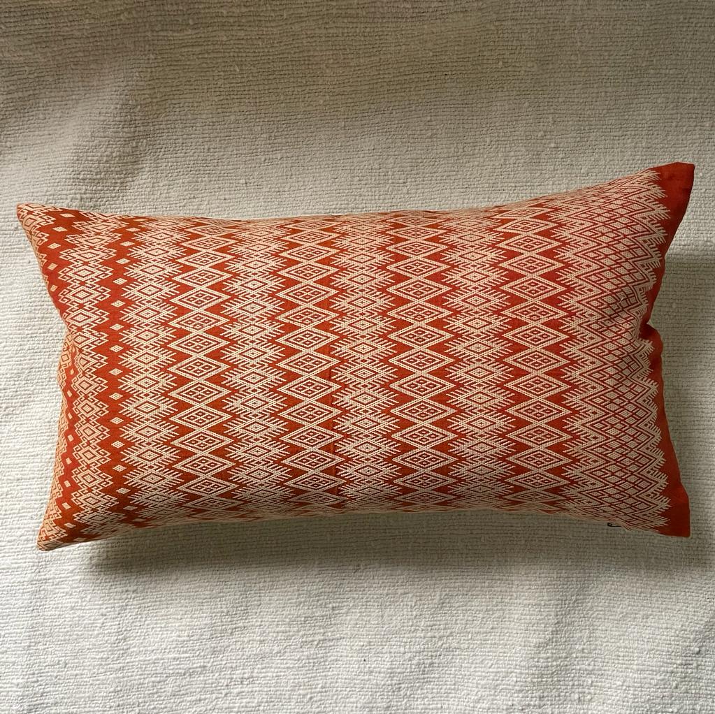 Coussin Kachin orange et beige