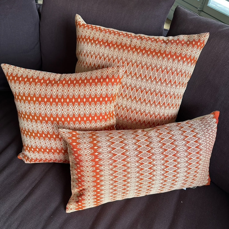 Coussin Kachin orange et beige